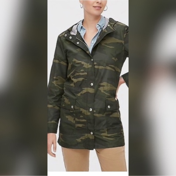 J. Crew Jackets & Blazers - J. Crew Green Camouflage Water Proof Jacket Size Small